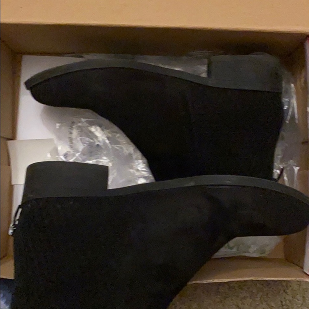 Ankle Bootie - Picture 2 of 3